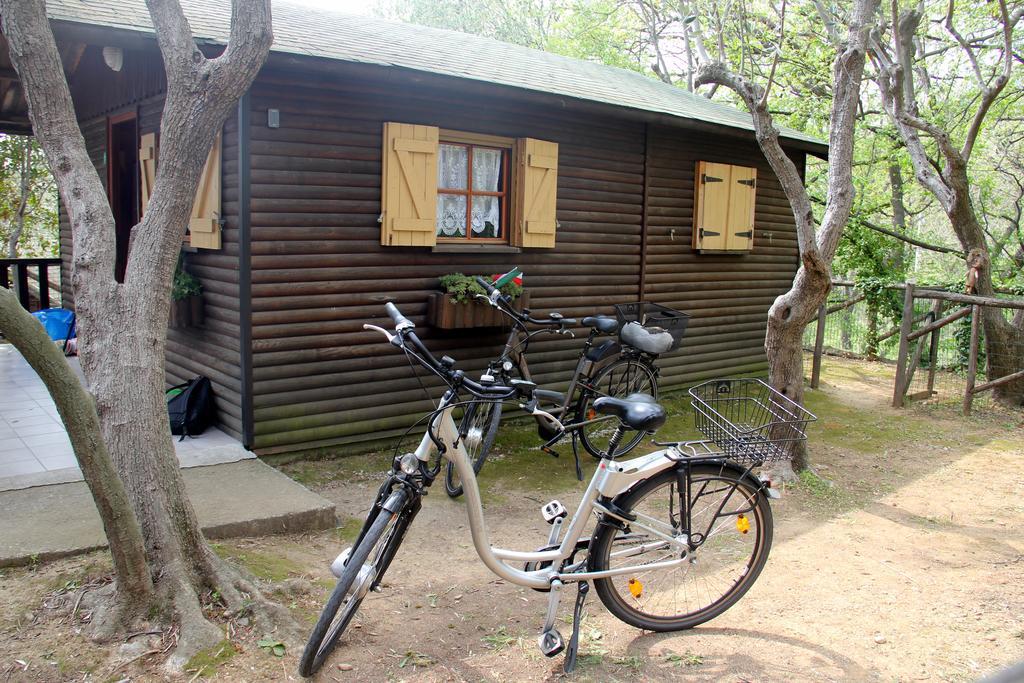 Caravelle Camping Village Ceriale Buitenkant foto