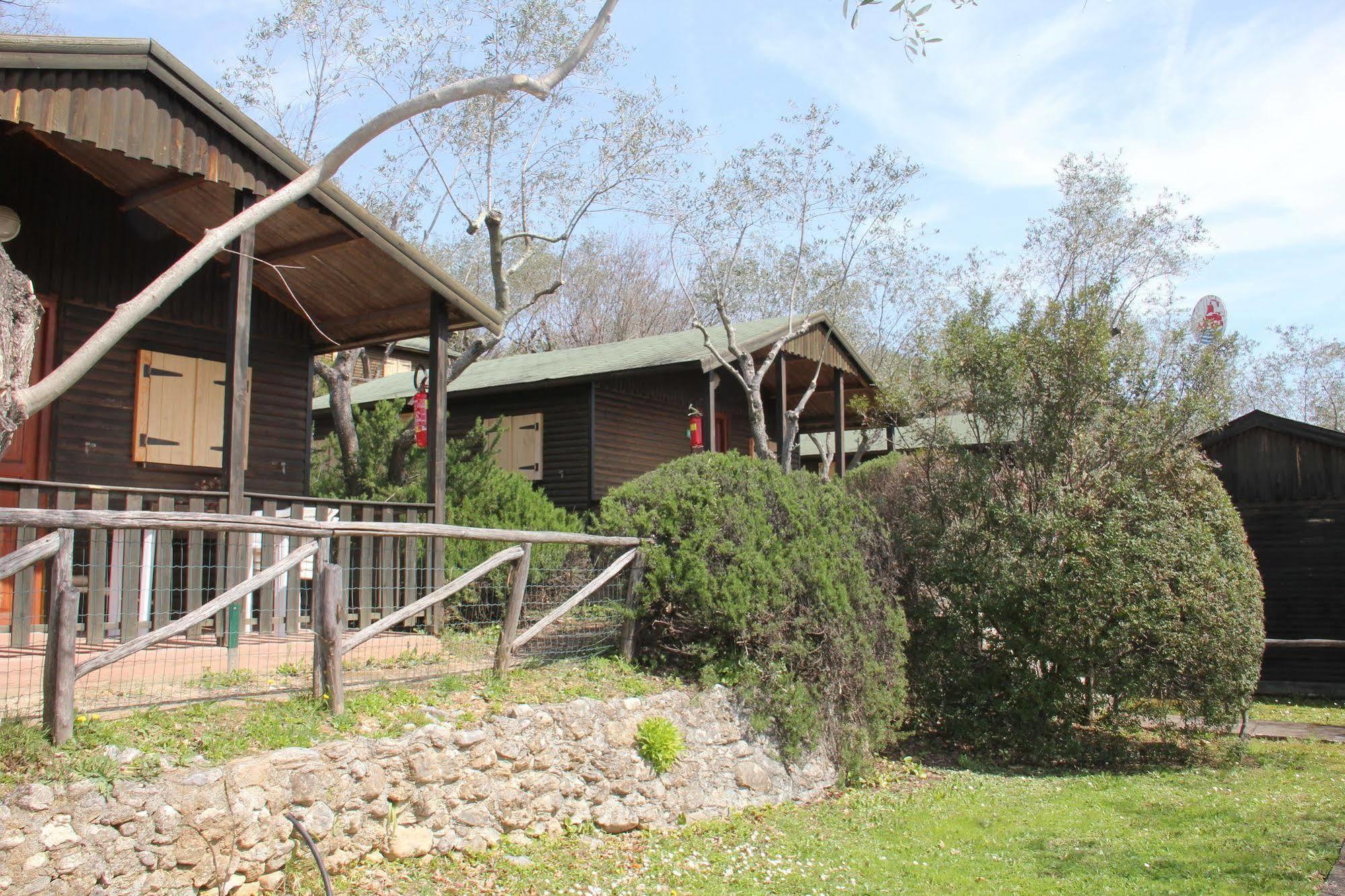Caravelle Camping Village Ceriale Buitenkant foto